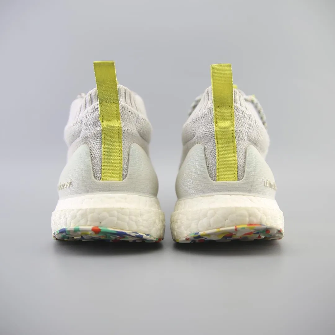 ADIDAS ULTRABOOST MID