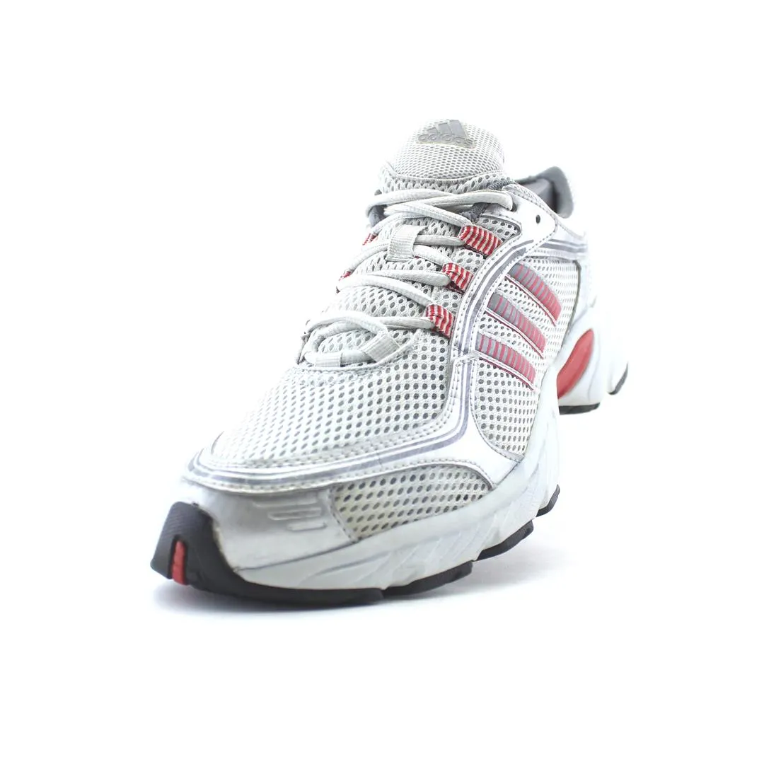 ADIDAS   VANQUISH