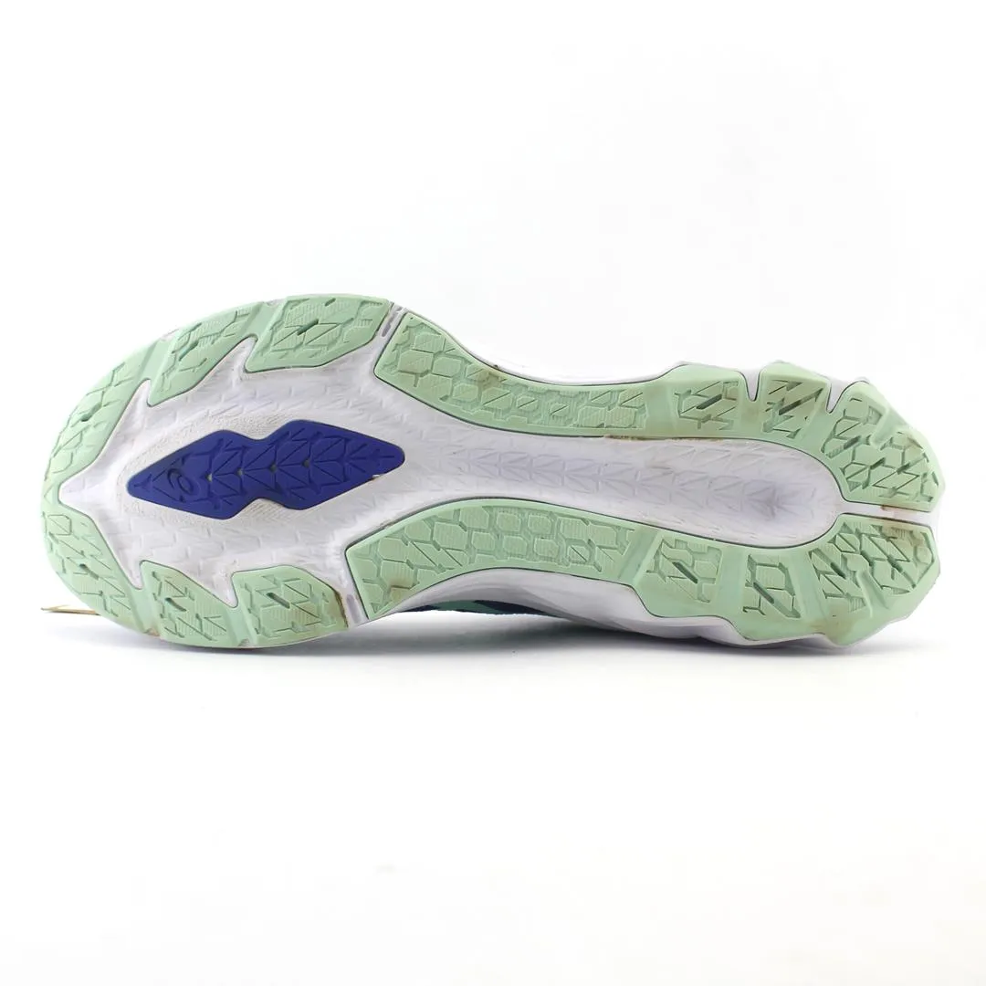 ASICS NOVA BLAST 2