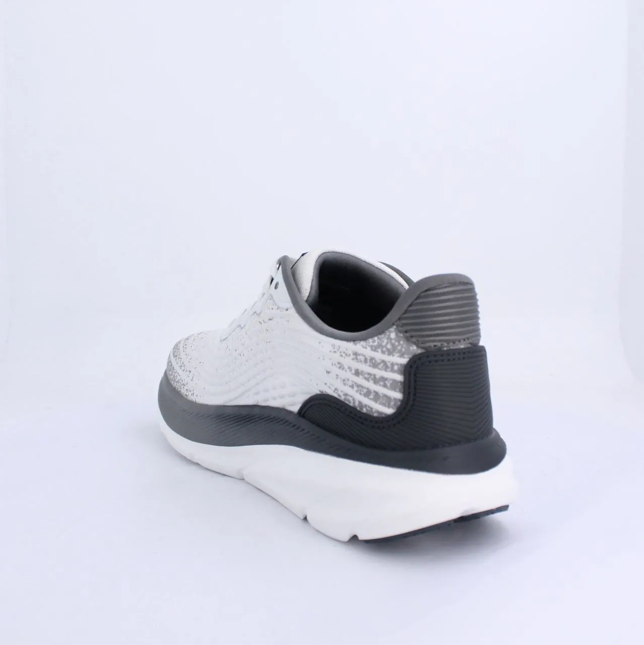 FELIPE MENS LACEUP TRAINERS-WHITE
