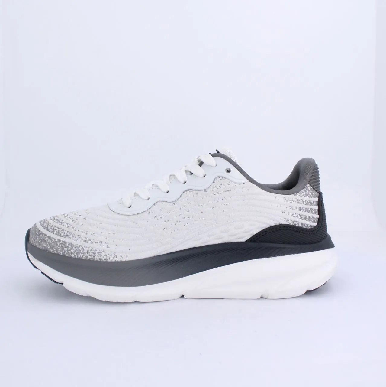 FELIPE MENS LACEUP TRAINERS-WHITE