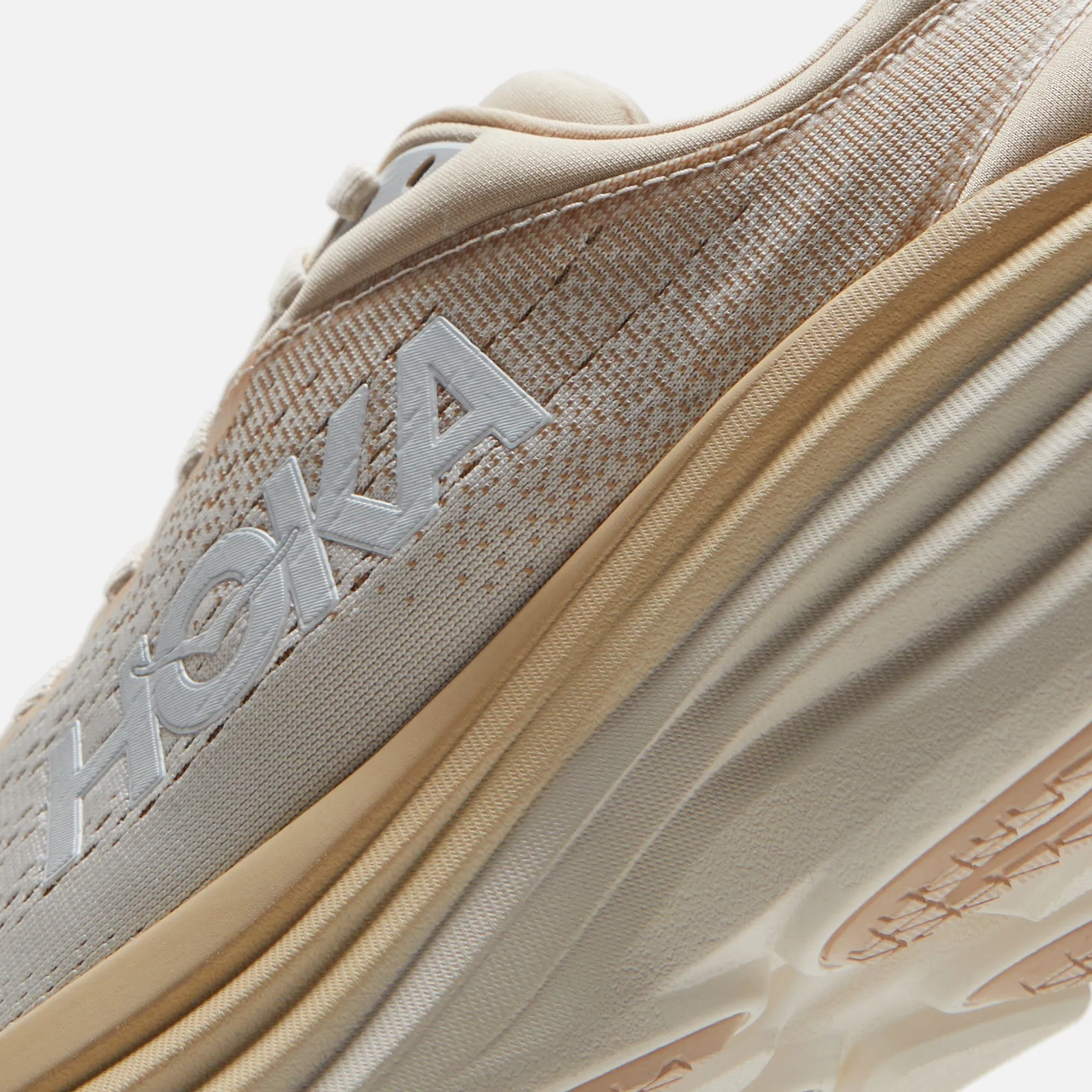 HOKA RA#RAHU-60935 (122223 YS) HOKA WMNS Bondi 8 - Shifting Sand / Eggnog