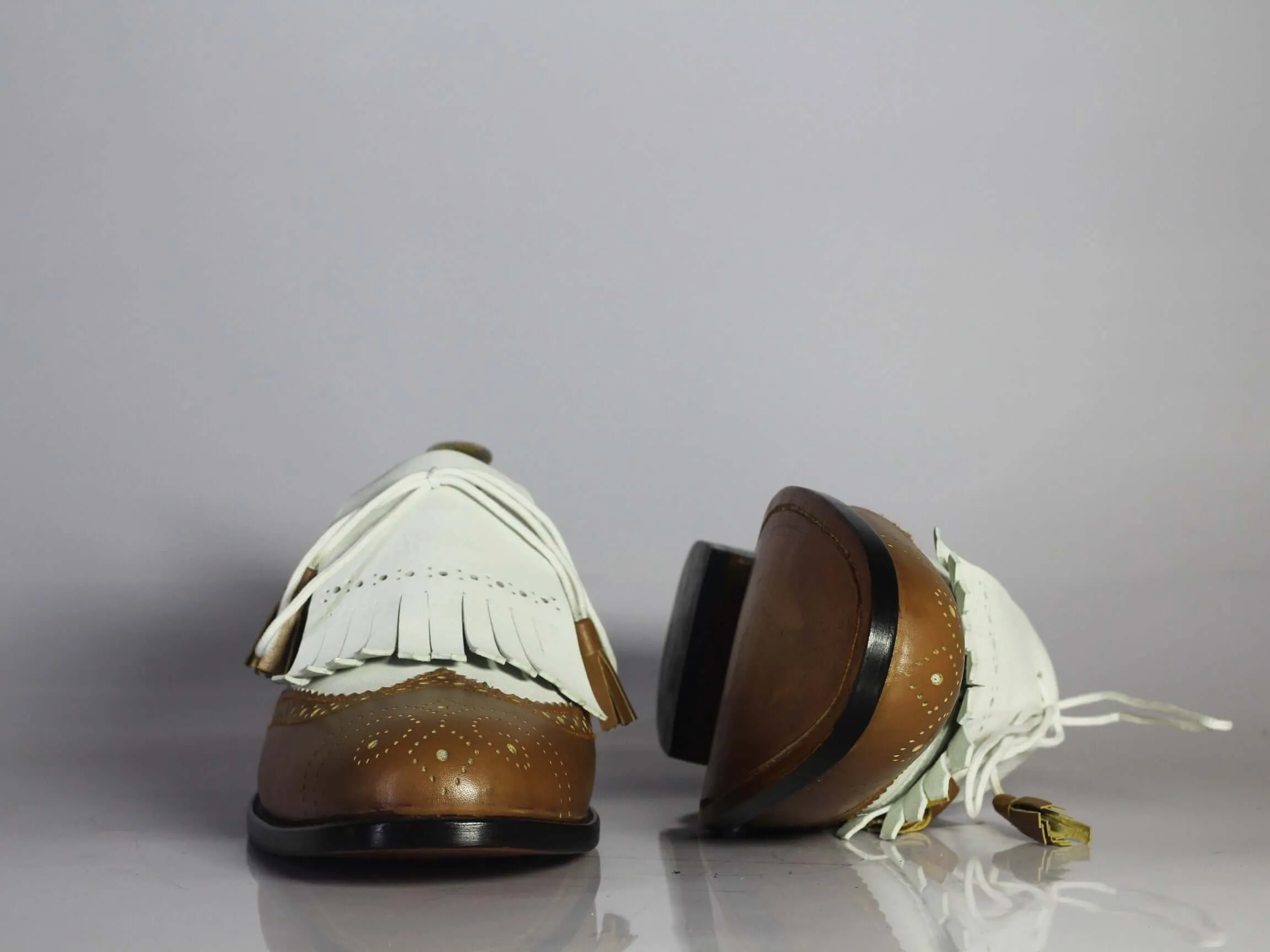 Men's Brown White Wing Tip Fringe Style Formal Shoes