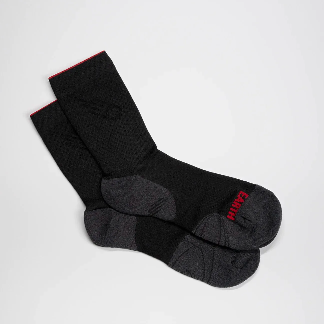 Near Earth x Renegade The Distance Running Sock (Black)