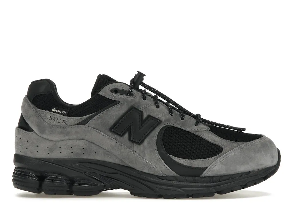 New Balance 2002R
  Gore-Tex JJJJound Charcoal