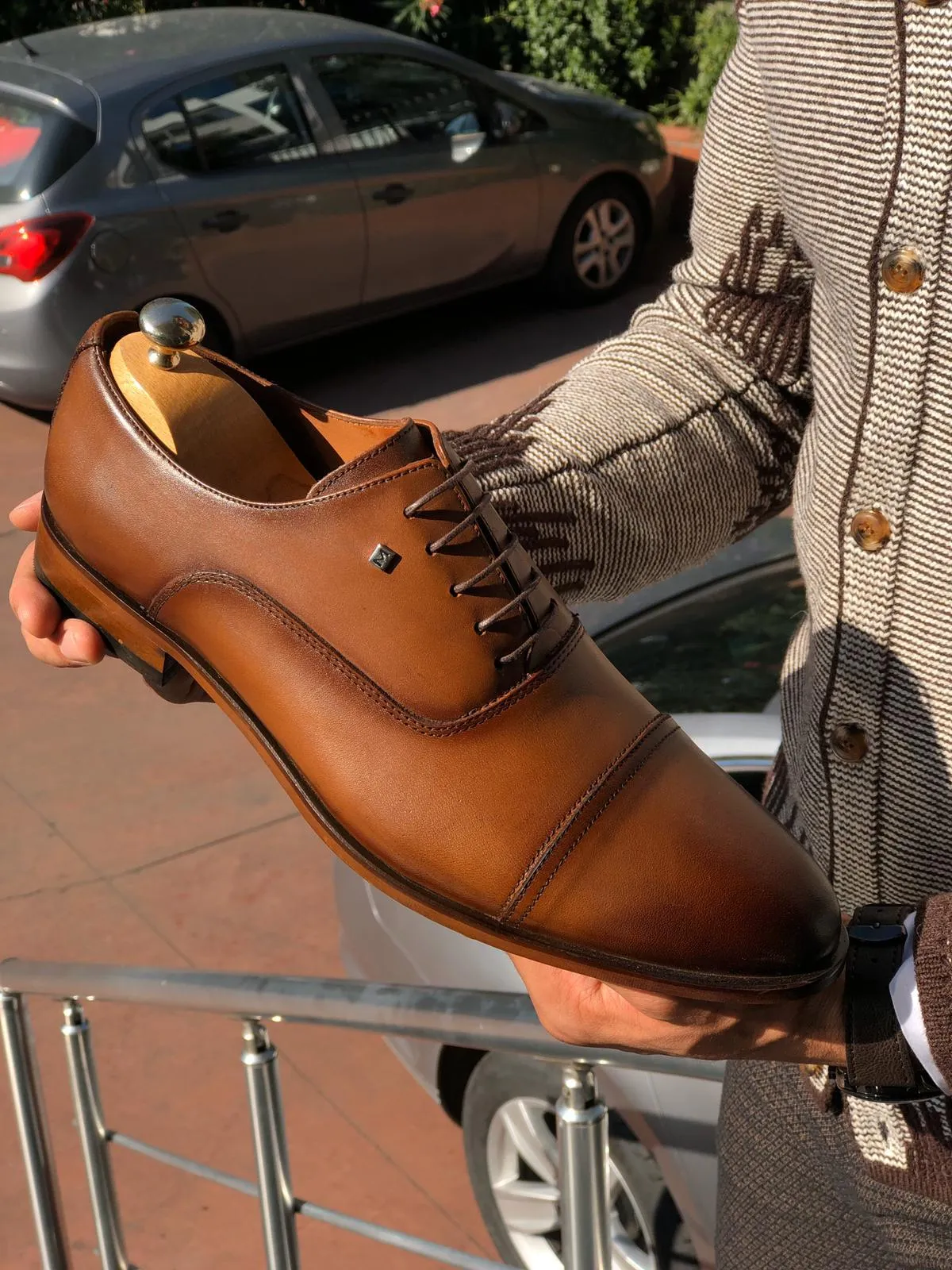 Ontario Tan Classic Shoes
