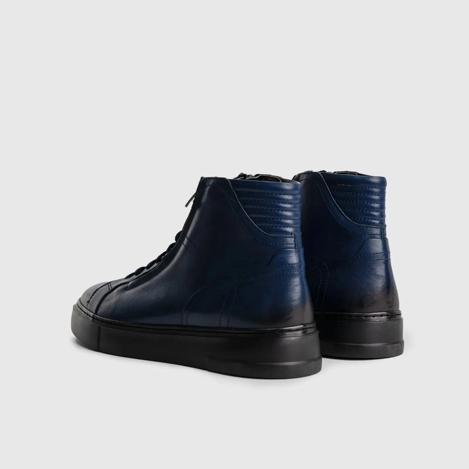 Statement Hi Top Sneakers 5077