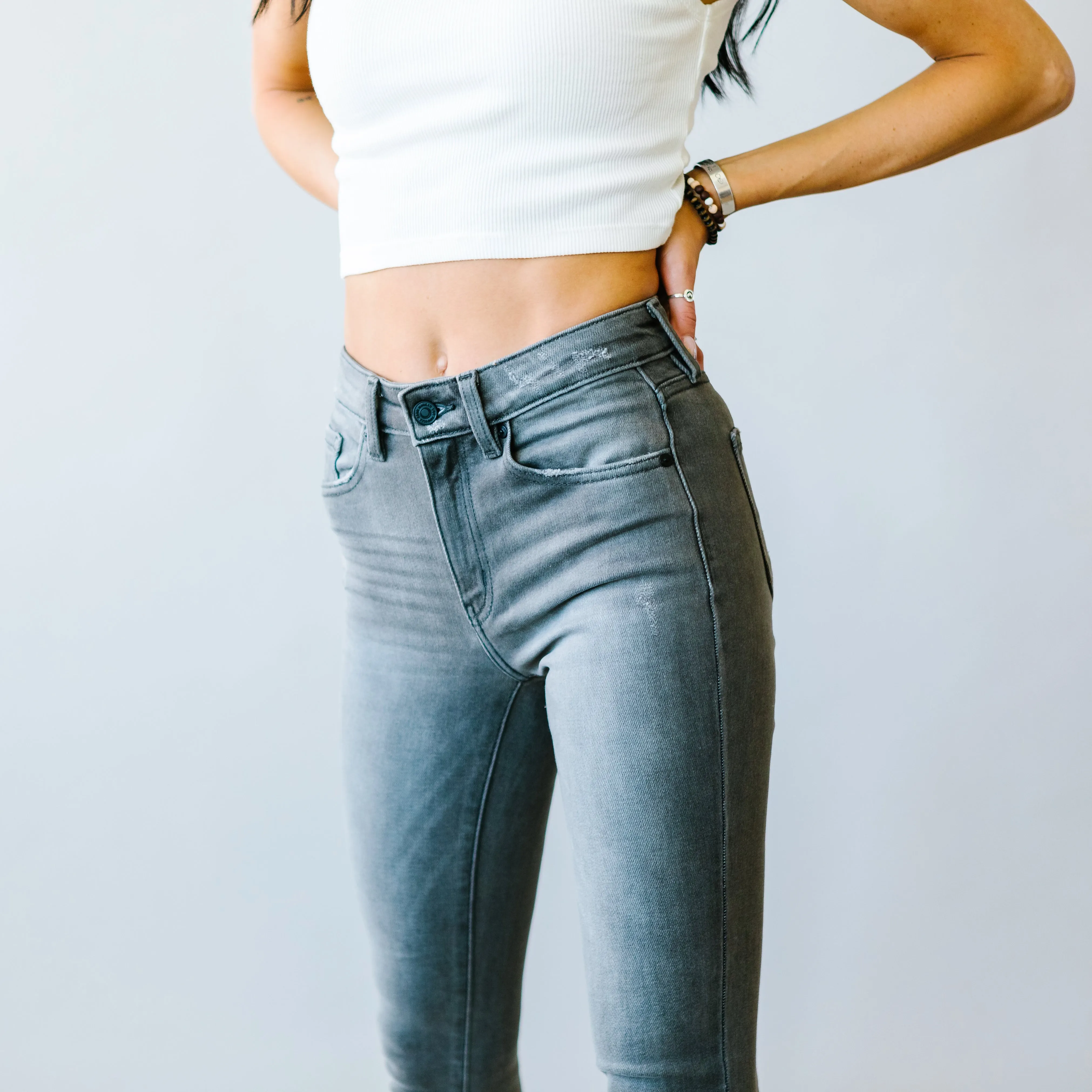 West Coast High Rise Raw Hem Kancan Denim // Light Grey Wash