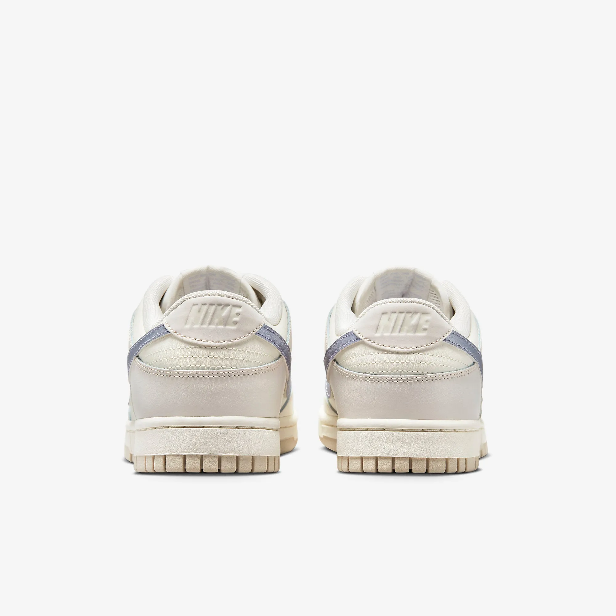 Women's Nike Dunk Low (Oxygen Purple/Sail)(DD1503-122)
